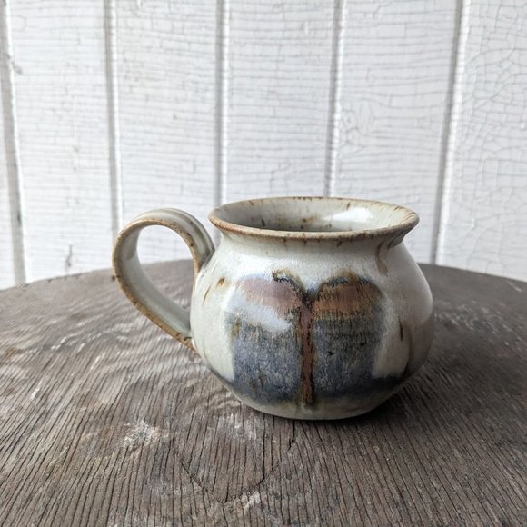 Two Handmade Ceramic Mugs Grey and Blue - Picture 4 of 9